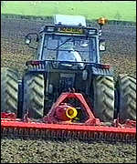 tractor.jpg (9598 bytes)